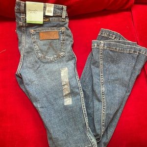 2 for 70 NWT Wrangler retro high rise trumpet flare 25x36